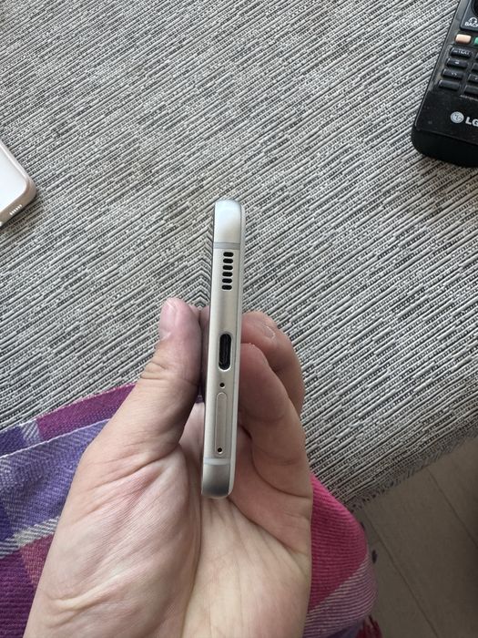 Продам samsung s21 fe