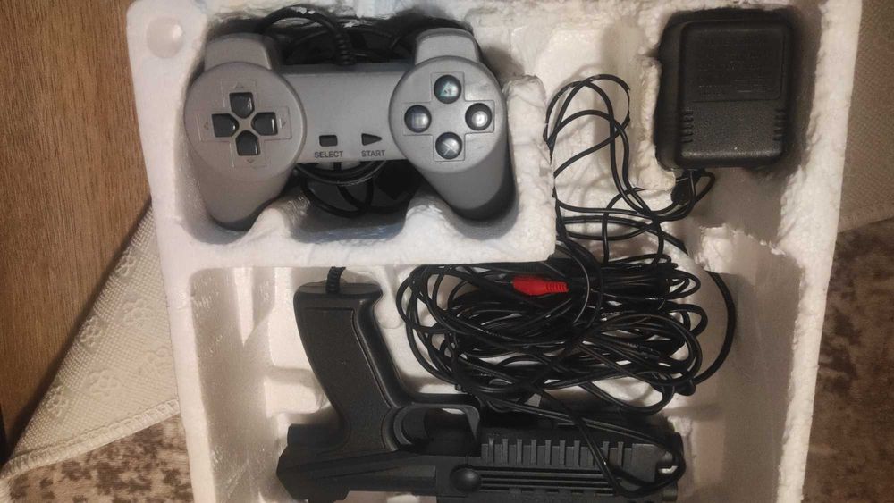 Ретро конзола PolyStation