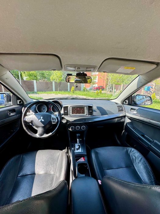 Mitsubishi Lancer 1.8 Benzina Automat