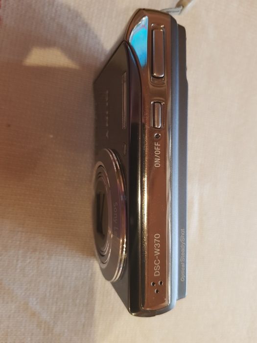 Sony Cyber-shot DSC-W370
