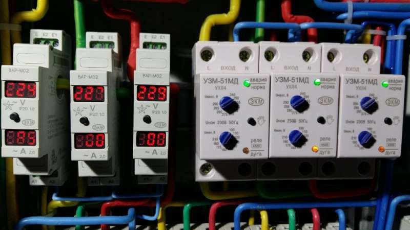 Электрик по  Ташкенту 24 / 7 Замыкание Замена Автоматов