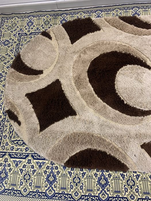 Продам ковер, размер 230*140