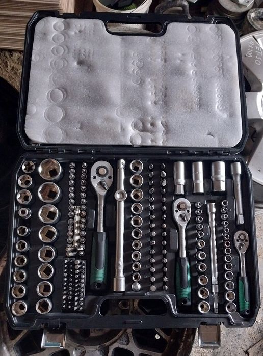 Набор ключей 216PCS