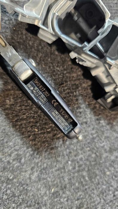 Contact + cheie Volkswagen Golf 5 Golf 6 Skoda octavia 2