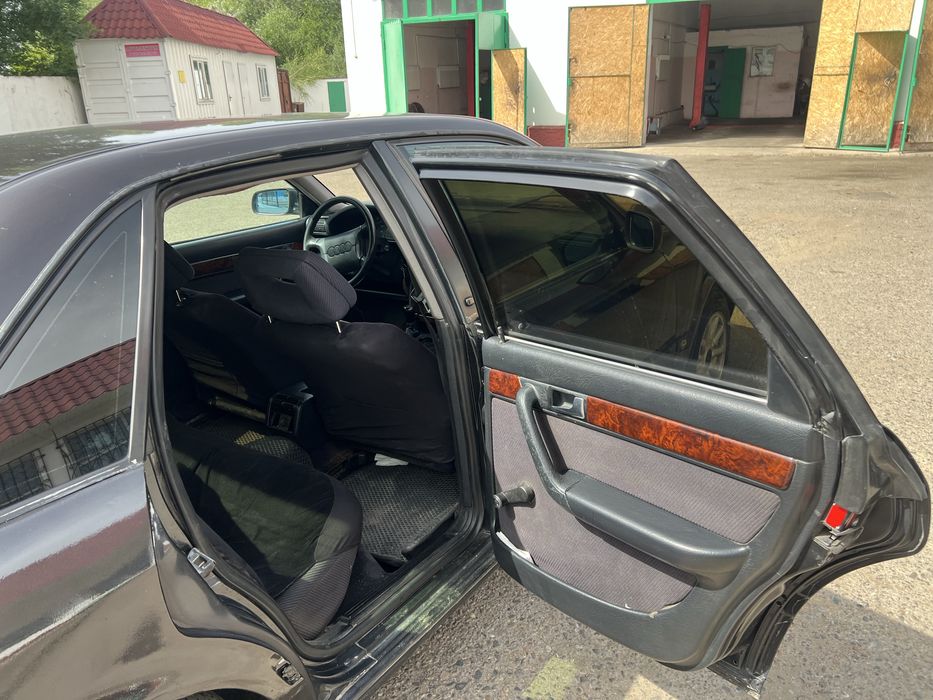 Айди 100C4 2.6л 1993года