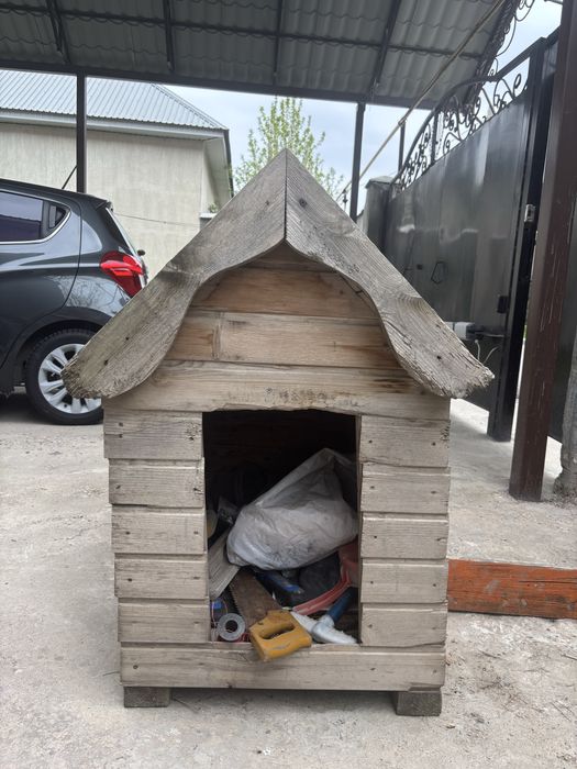 Продам домик для собаки деревяный