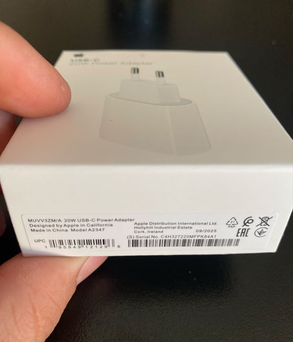 Запечатано зарядно 20w Apple watch Iphone 15 16 17