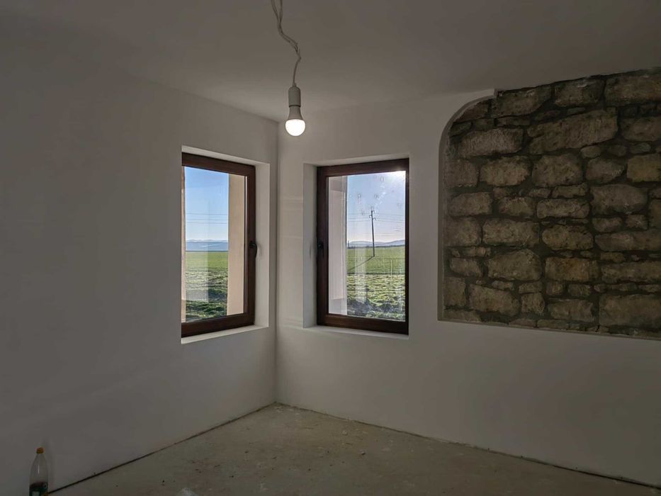 Къща в село Манастир