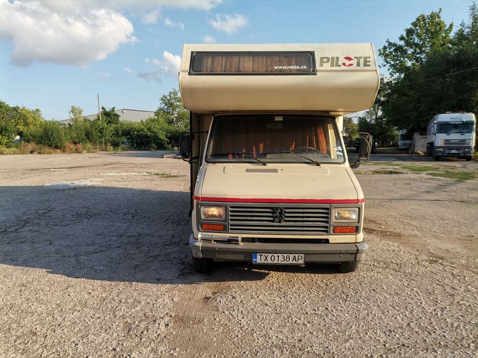 Кемпер Пежо Пилот 2.5тди