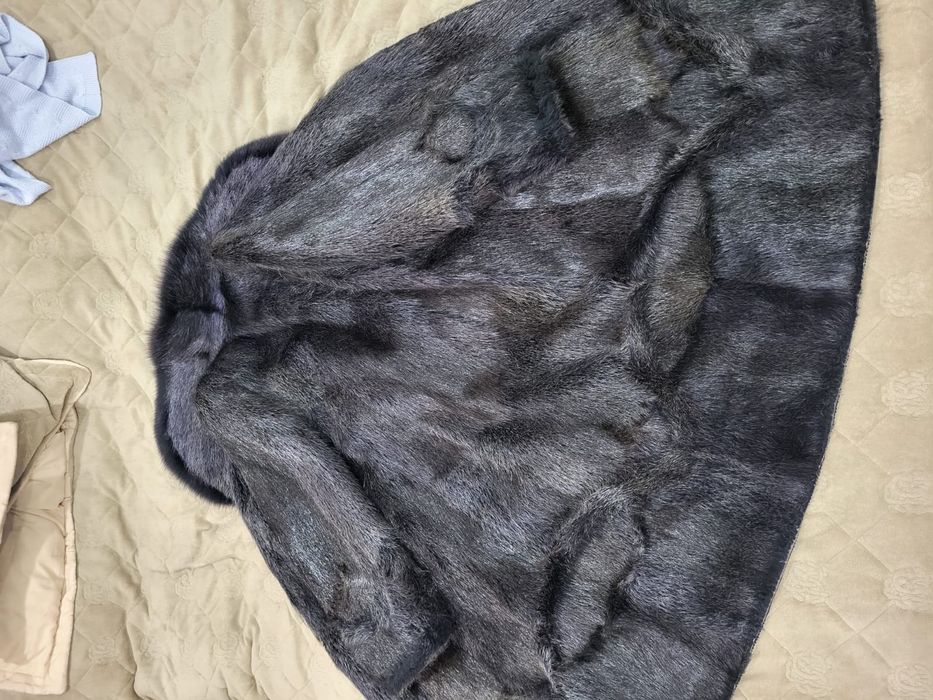 Продам Шубу, нутрия