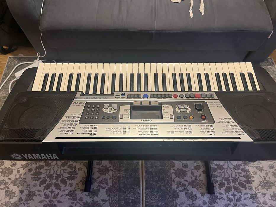 Vand yamaha psr-350 61 de clape