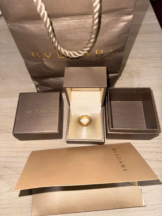 Продаю Оригинальное кольцо BVLGARI