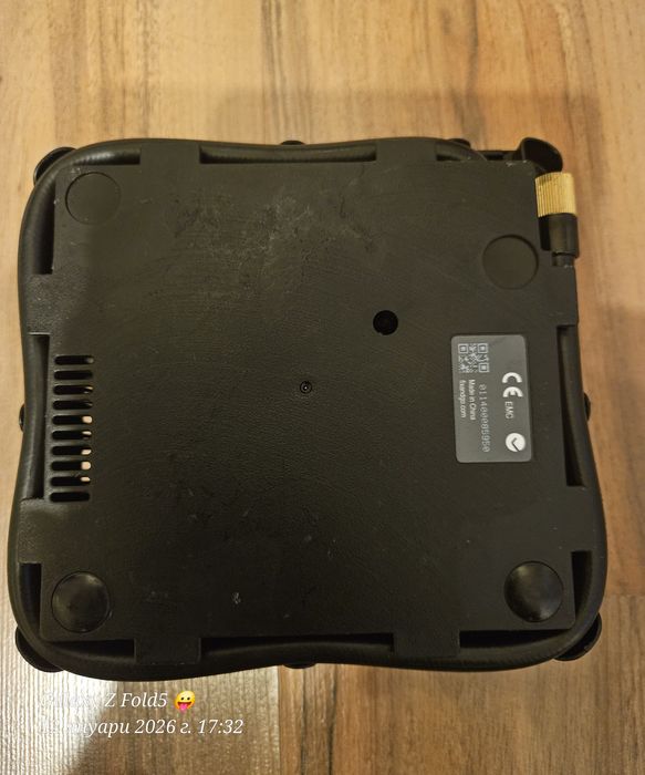 Авто компресор за гуми