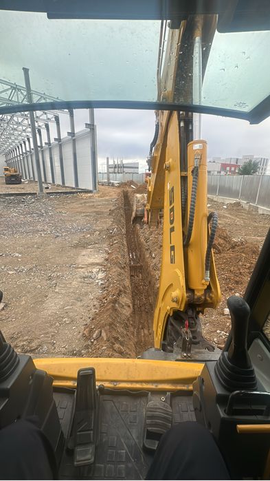 Экскаватор погрузчик