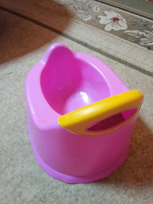 Срочно продам горшок.