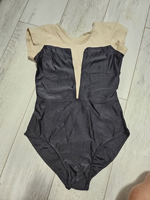 Costum balet sau gimnastica 11-13 ani