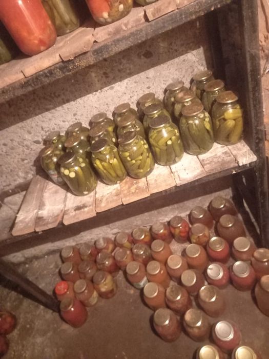 Продам маринады в банках