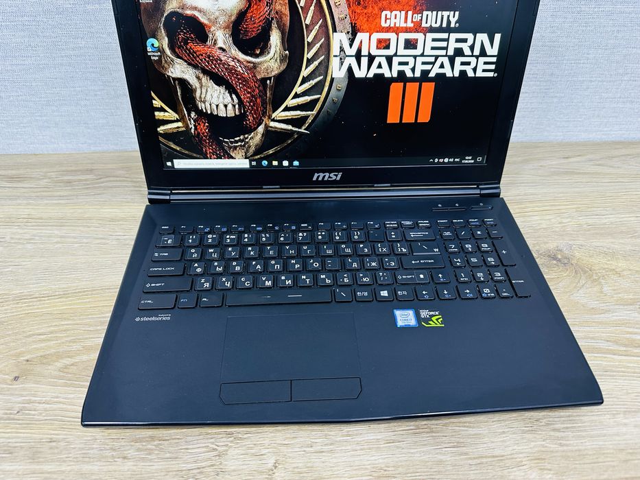 MSI Core i7-8 Ядерный Мощный, Игровой ноутбук для Игр и Программ