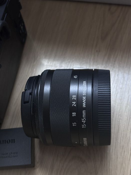 Canon M50 + obiectiv