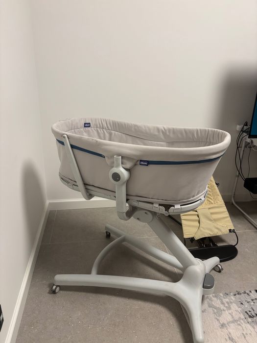 Chicco Baby Hug Pro 5в1 – сив, с подарък матрак