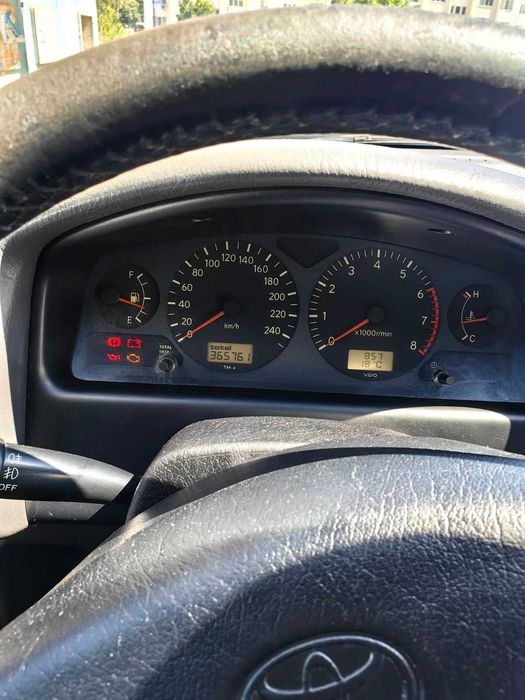 Продава Toyota Avensis