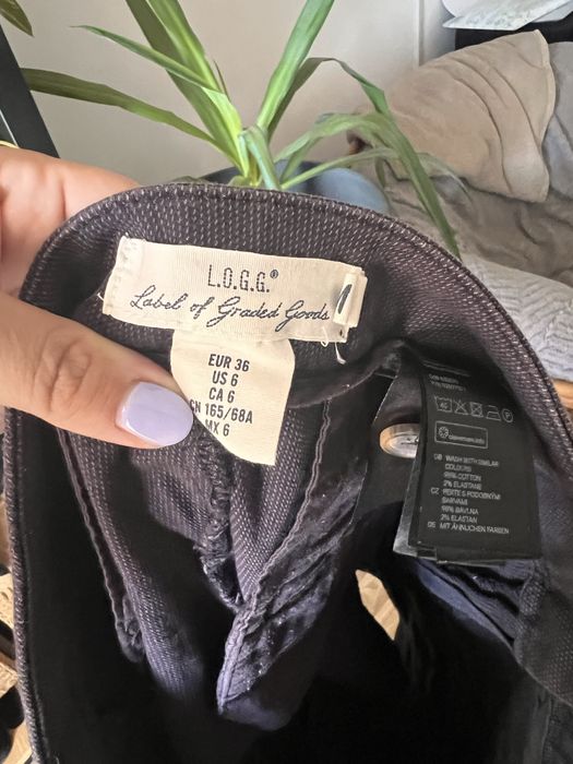 Pantaloni scurt H&M, marime 36