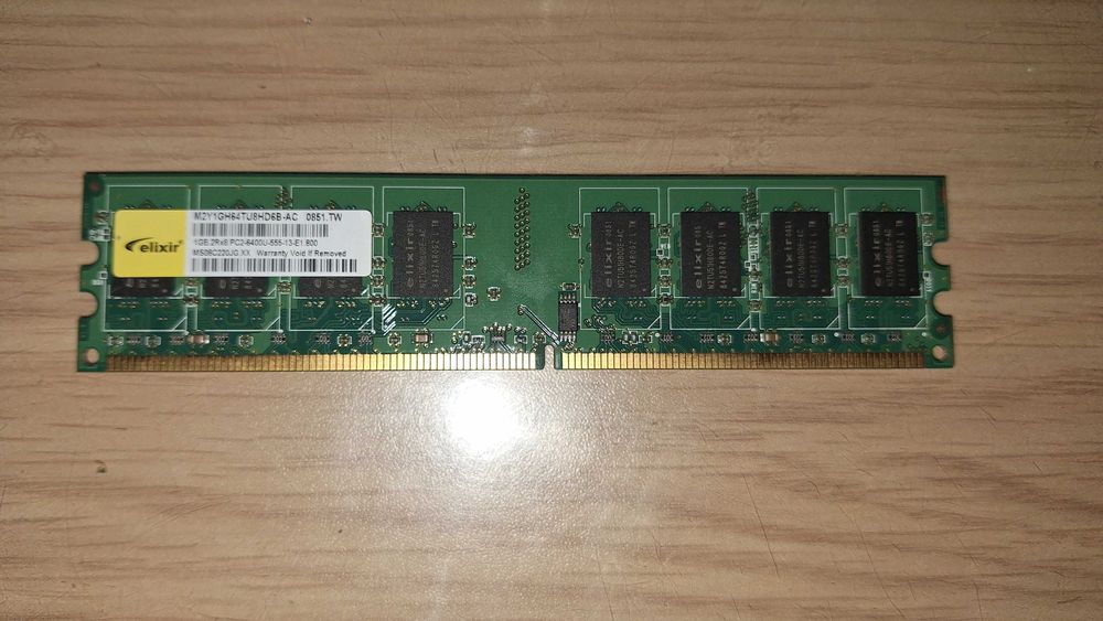 РАМ Памет 1 GB DDR2 800 MHZ