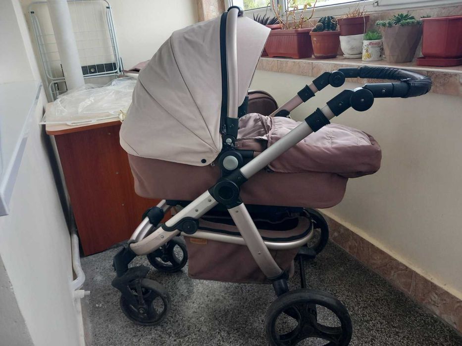 Бебешка количка CHIPOLINO 3в1