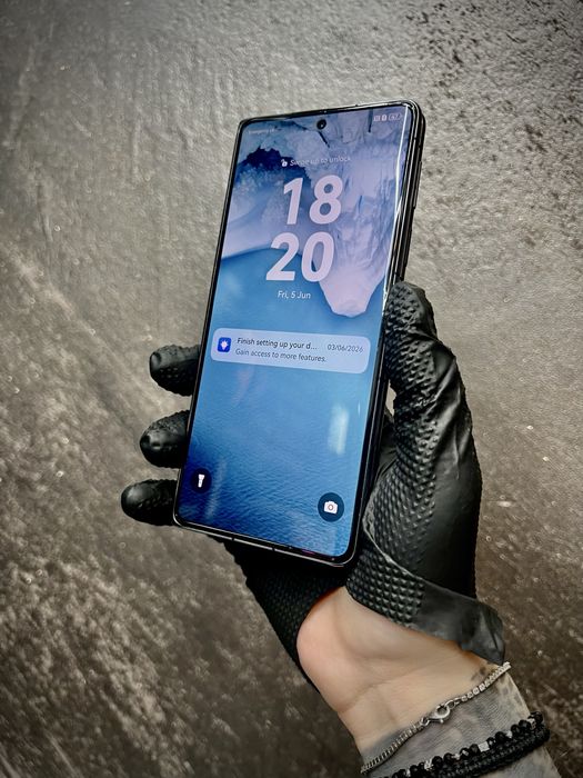 Huawei Mate X6 Negru  12 / 512 GB