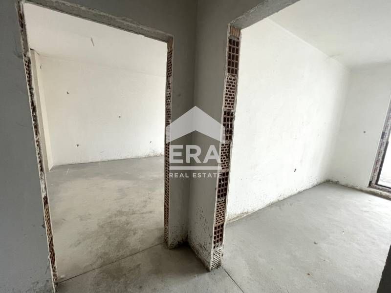 Продава се Двустаен апартамент в Кърджали, Възрожденци - 74 кв.м за 641 €/кв.м - Снимка #2