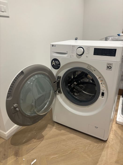 Masina de spalat rufe Slim LG F2WR508S0W, 8 kg, 1200 rpm, Clasa A, Motor Direct Drive, Smart Diagnosis
