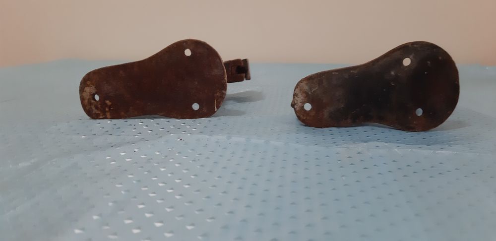 Чугунени стоики от соца