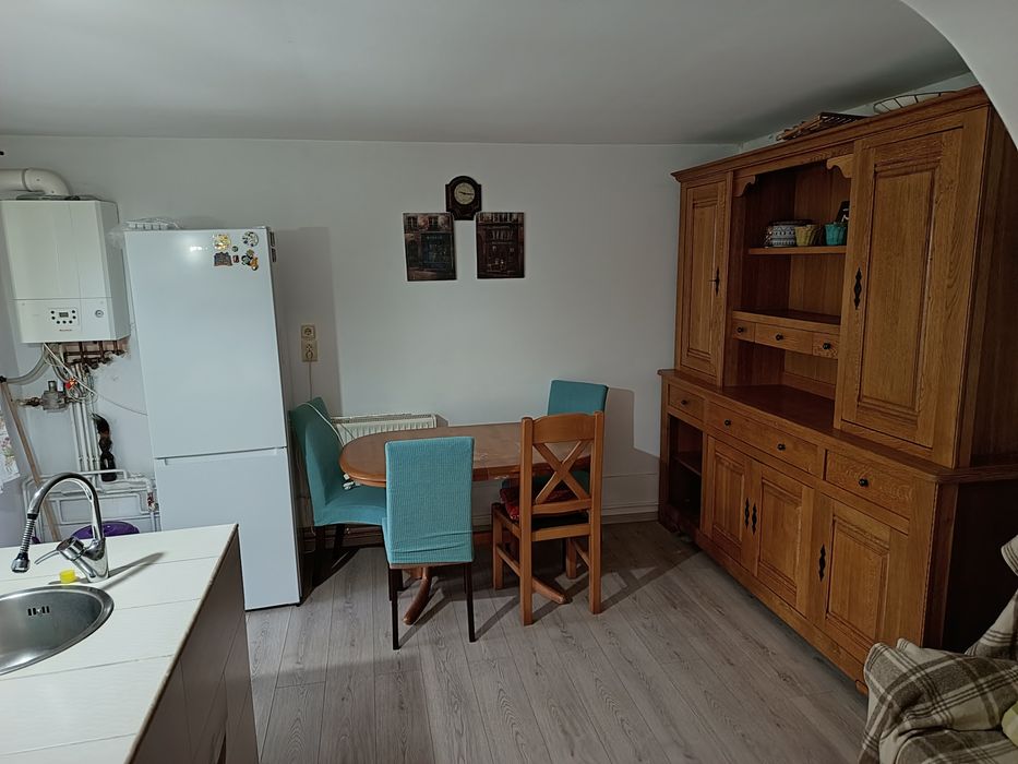 Casă de inchiriat
