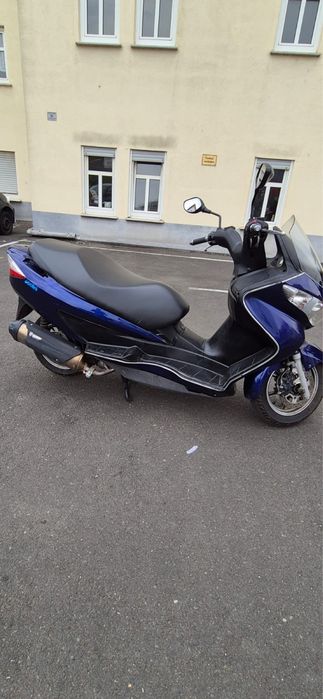Vand scuter Suzuki burgman mai multe detali privat !