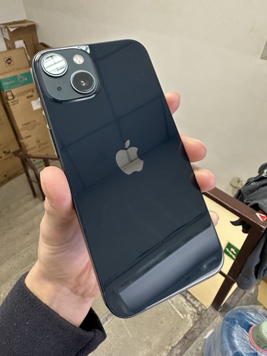 iPhone 13 Midnight 128гб состояние нового!