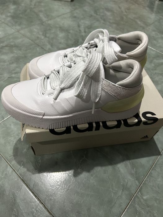 Обувки Adidas 37 номер