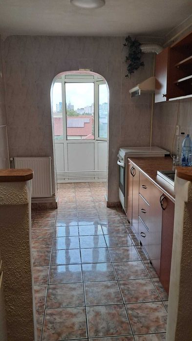 Apartament 2 camere decomandat | Etaj 3/4 | Centrală proprie