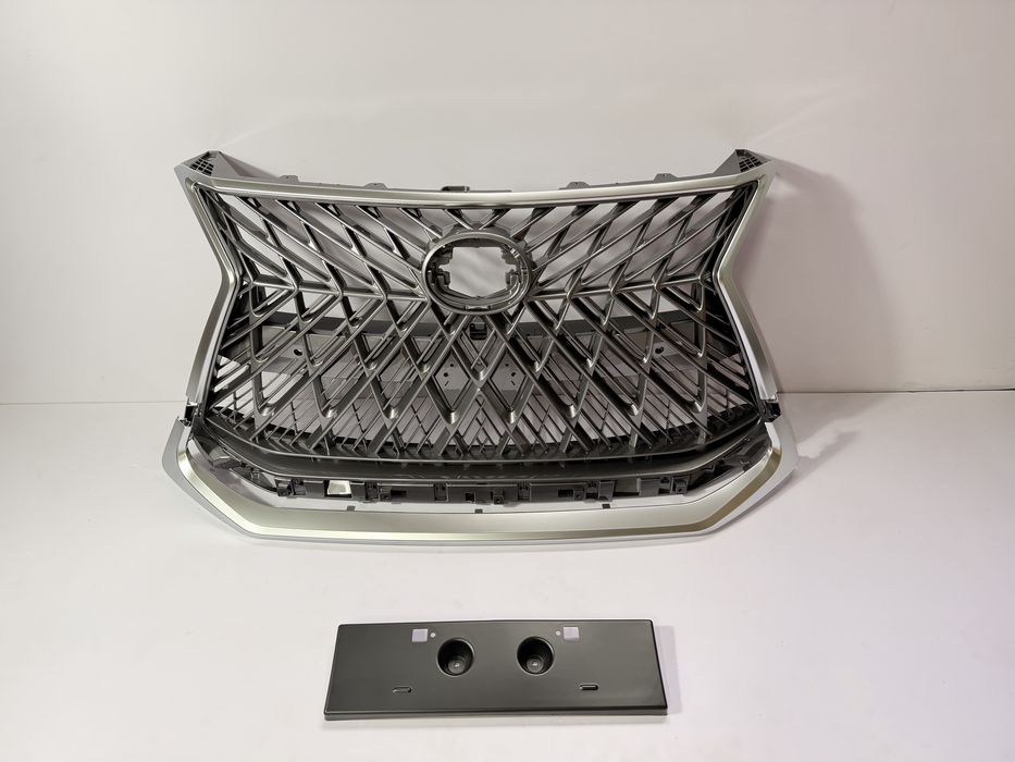 решетка радиатора superior серая на lexus 570