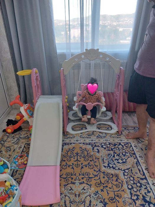 Продам детскую горку для дома