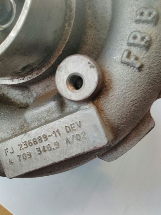 Turbosuflantă motor diesel 2500 cmc