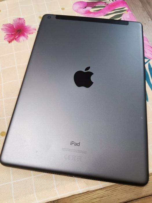 Apple iPad 8 (8th Gen, A2429) 128GB LTE + Wi-Fi | 94% Батерия | Подарък зарядно и кабел