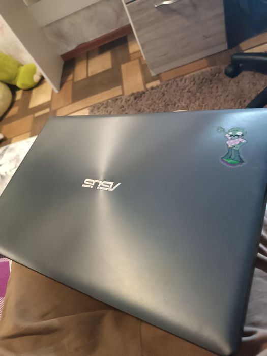 Продам ноутбук asus