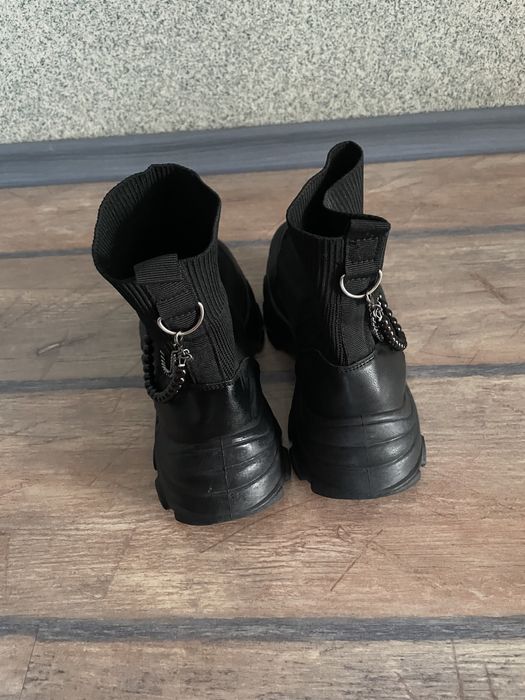 Дамски черни обувки