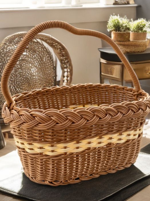 Корзины плетенные в асссортименте. Цена 5000 тг