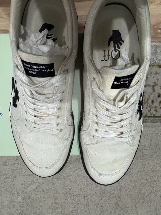 2 perechi off white vulcanized