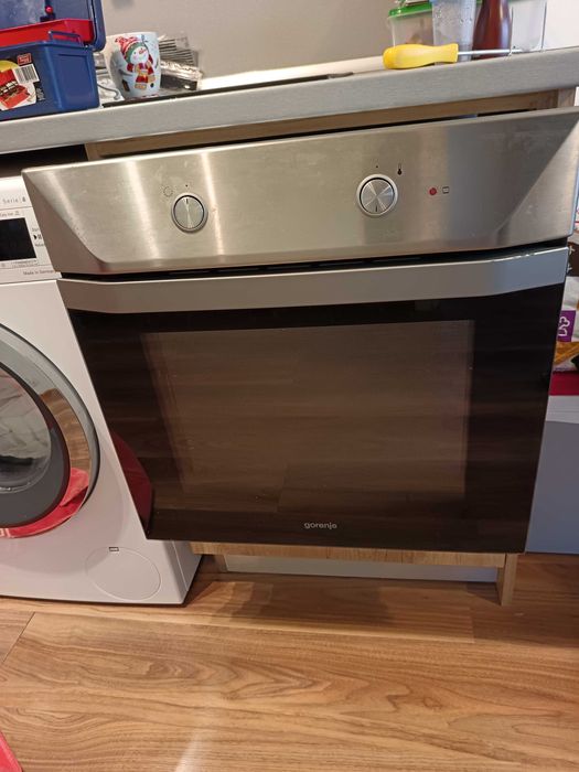 Фурна за вграждане Gorenje B07122BX