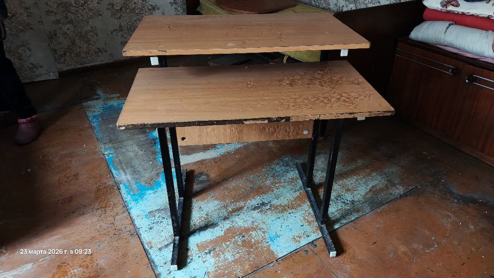 Продам  компьютерный стол.