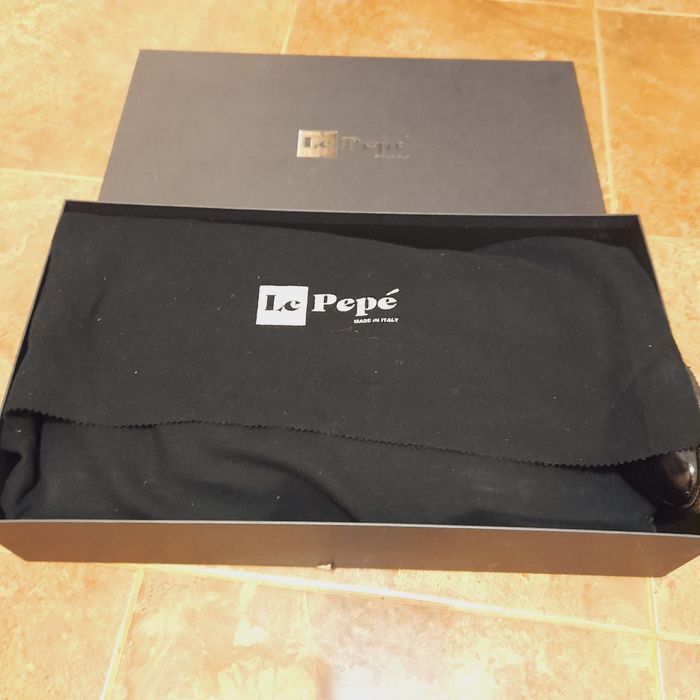 Женские чёрные сапоги