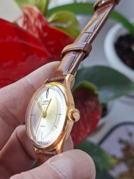 Продам часы СССР