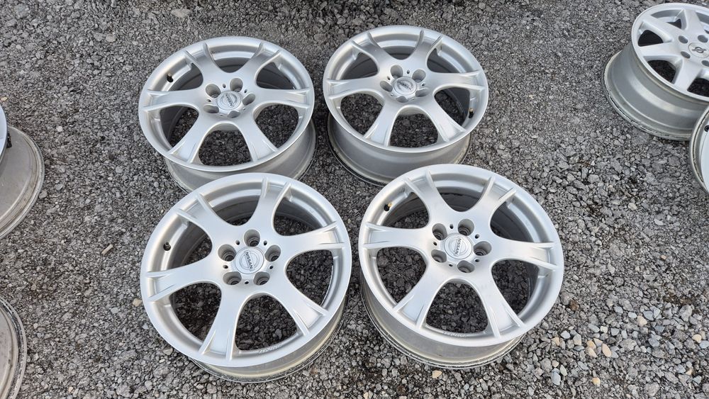 Джанти Rial 5/114.3 NISSAN Qashqai,Juke 5x114.3

Употребявани, Шумен